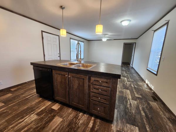 2020 Clayton - Wakarusa Mobile Home