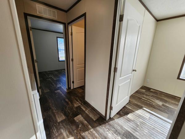 2020 Clayton - Wakarusa Mobile Home