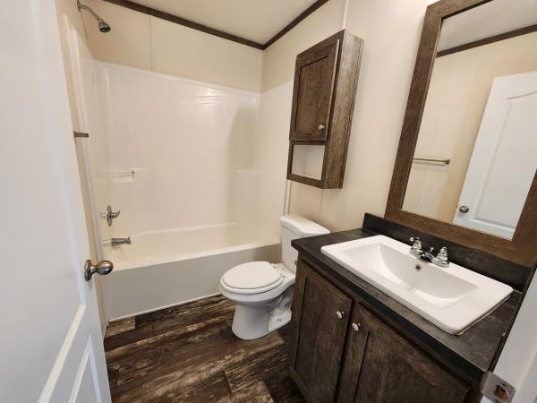 2020 Clayton - Wakarusa Mobile Home