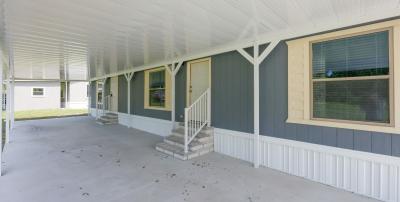 Photo 4 of 10 of home located at 144 A Bonny Shores Drive Lakeland, FL 33801