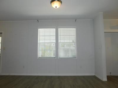 Photo 4 of 23 of home located at 1518 Excalibur Ct Lakeland, FL 33810