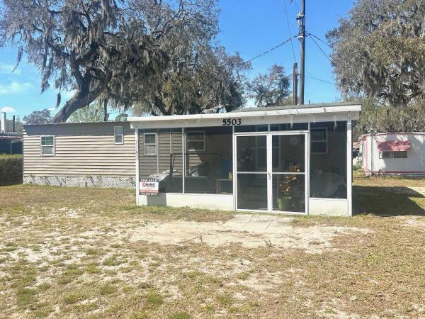 Photo 1 of 2 of home located at 5503 Sunset Drive Fruitland Park, FL 34731