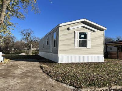 Mobile Home at 125 Jeff Street Berwick, IA 50032