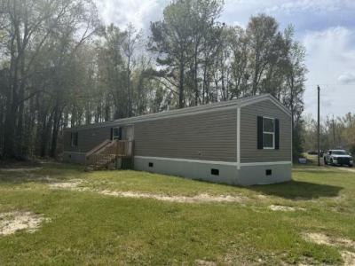 Mobile Home at 1152 Adelside Ct Manning, SC 29102