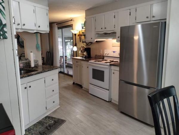 1976 NOMA Manufactured Home