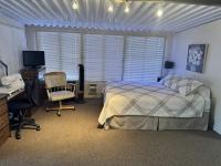 1985 Oaks Manufactured Home