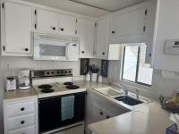1985 Oaks Manufactured Home
