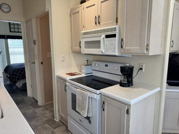 1995 Cavco Manufactured Home