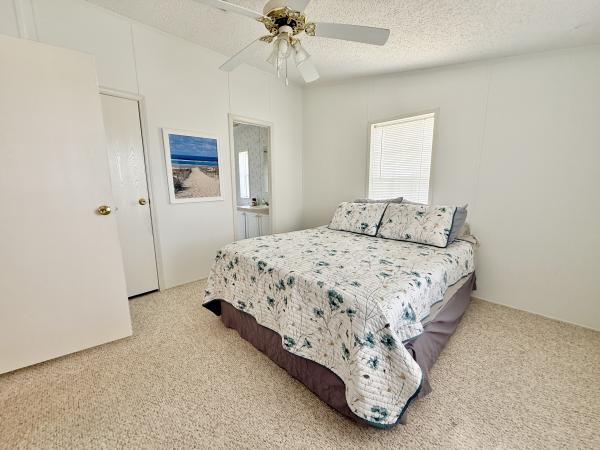 2001 REDM FLA14615959A/B Mobile Home