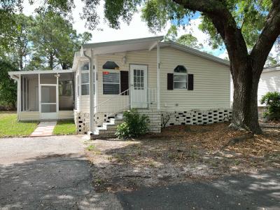 Photo 2 of 25 of home located at 1338 Marsh Creek Lane Orlando, FL 32828