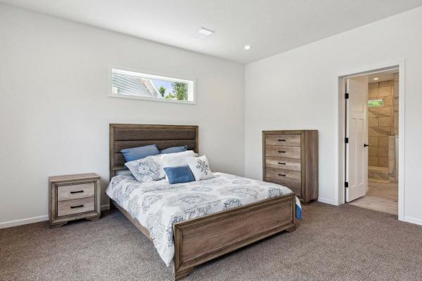 2025 Champion RAPB2852H32103 Mobile Home