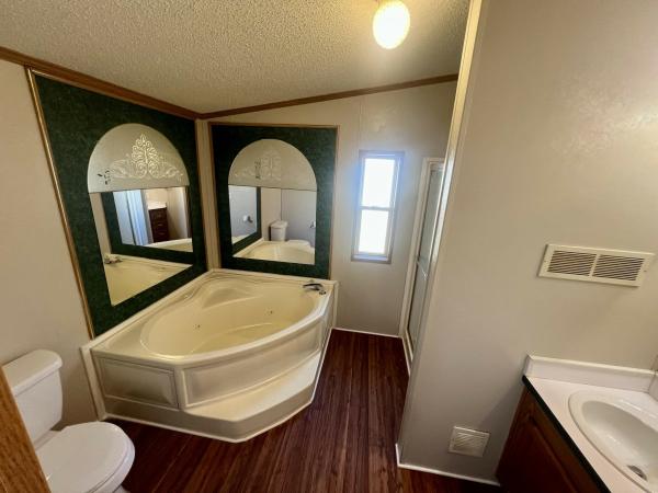 1999 FLEETWOOD a/b Mobile Home