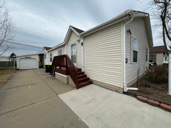 1998  Mobile Home For Sale