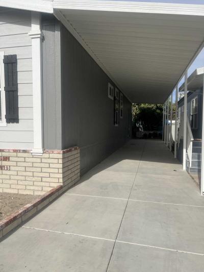 Photo 3 of 14 of home located at 1949 S. Manchester Ave Anaheim, CA 92802