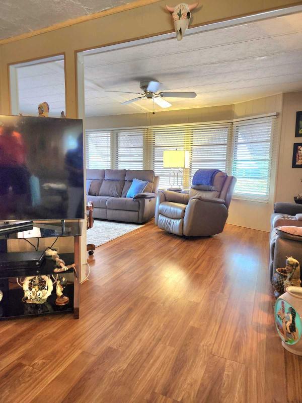 1982 Manufactured Home