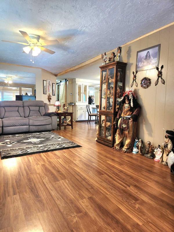 1982 Manufactured Home