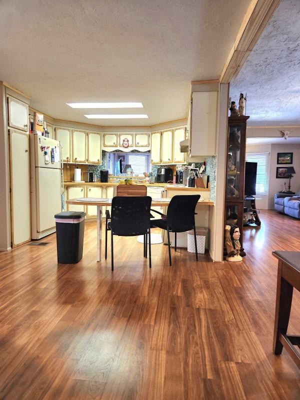 1982 Manufactured Home
