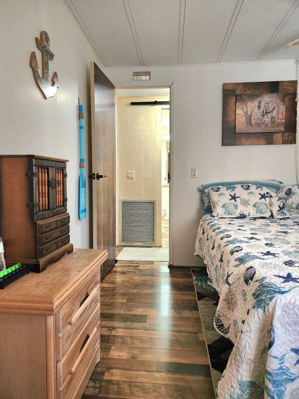 1982 Manufactured Home