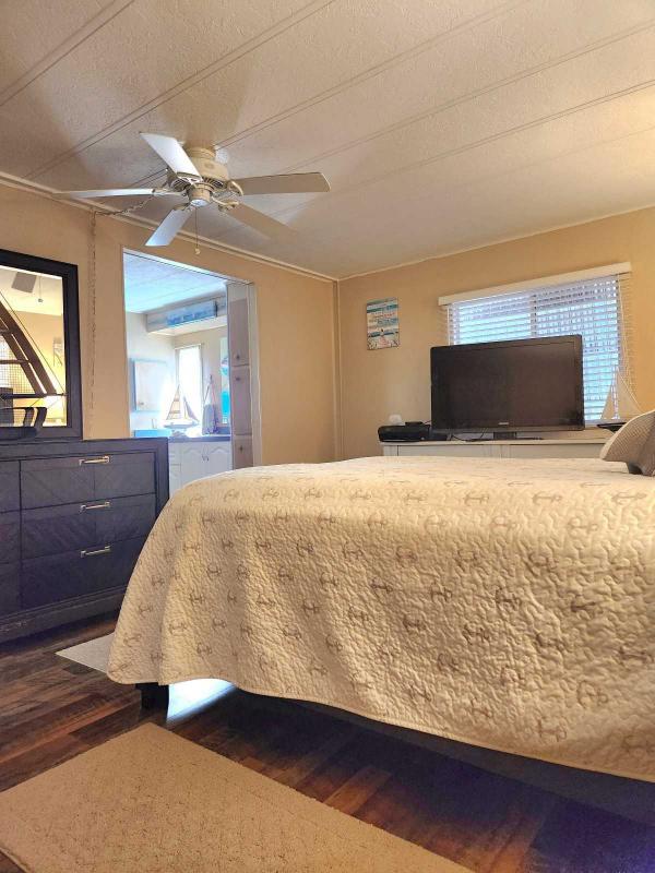 1982 Manufactured Home