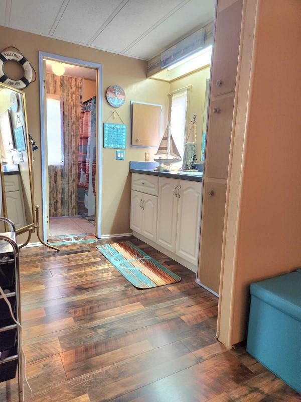 1982 Manufactured Home