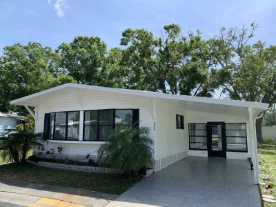 Photo 2 of 8 of home located at 12100 Seminole Blvd. #239 Largo, FL 33778