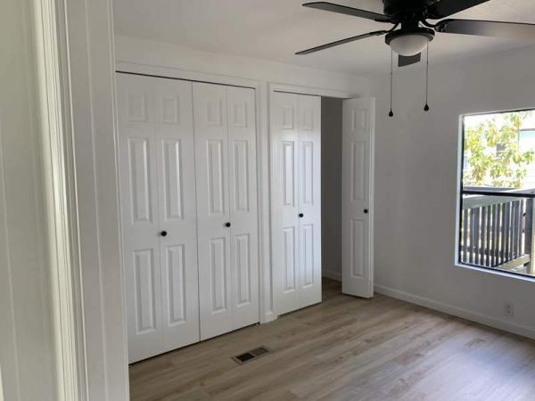 1983 TWIN Manufactured Home