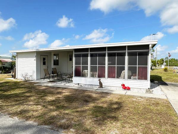 1992 Park Manufactured Home
