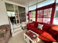 1992 Park Manufactured Home