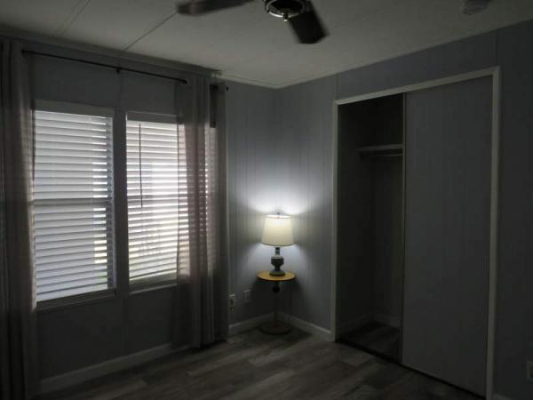 1980 Schult Manufactured Home