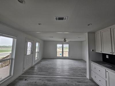 Photo 3 of 9 of home located at 214 Saddle Ranch Drive Kyle, TX 78640
