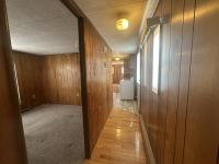 1980 Burlington 662BFKM1747GJ Mobile Home