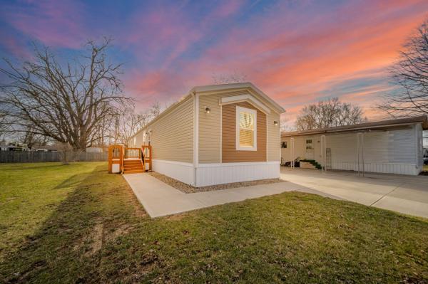 2021 Clayton-Wakarusa 236 7016-501   Home