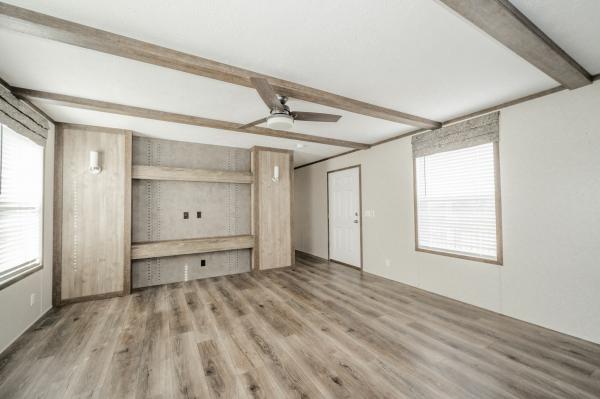 2021 Clayton-Wakarusa 236 7016-501   Home
