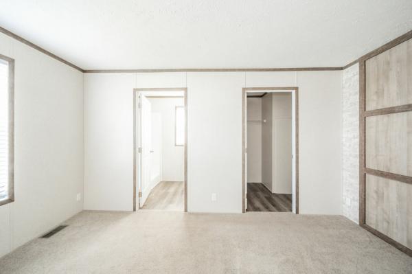 2021 Clayton-Wakarusa 236 7016-501   Home