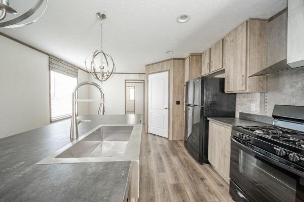 2021 Clayton-Wakarusa 236 7016-501   Home