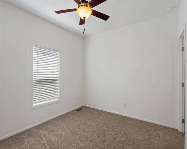 2022 51BBK18522AH21  Home