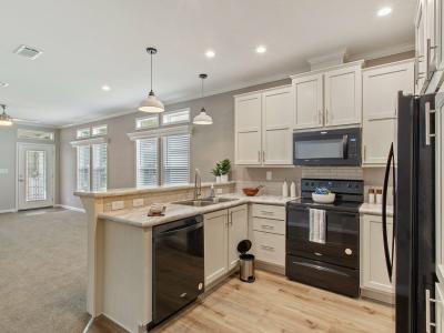Photo 4 of 9 of home located at 407Maple Dr SW Labelle, FL 33935