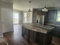 2022 340LS28522D  Home