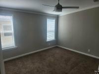 2022 340LS28522D  Home