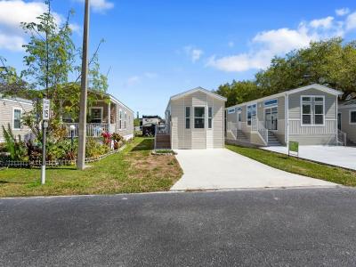 Photo 3 of 9 of home located at 900 Aqua Isle Blvd., # K18 Labelle, FL 33935