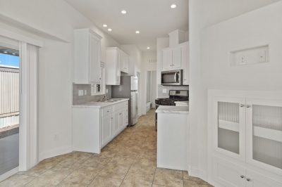 Photo 4 of 11 of home located at 7807 E Main St, #D17 Mesa, AZ 85207