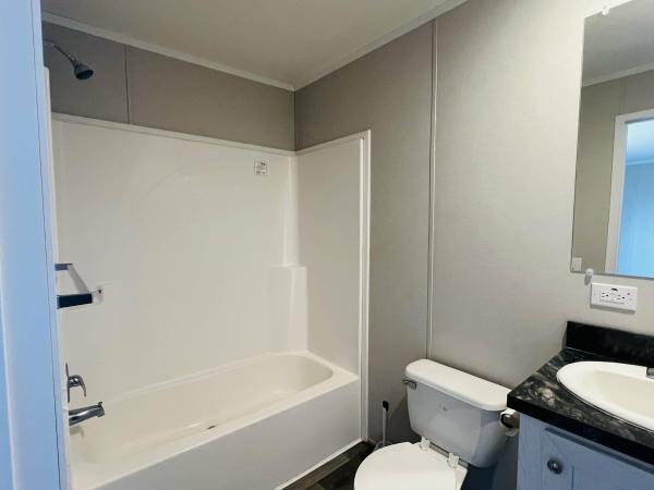 2022 RFN1680 902  Home