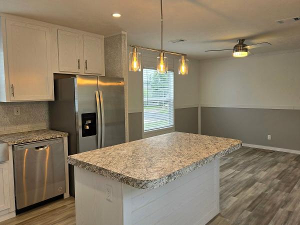 2023 150VC14602N  Home