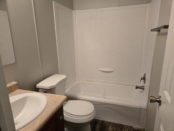 2018 LONE STAR 166432F  Home