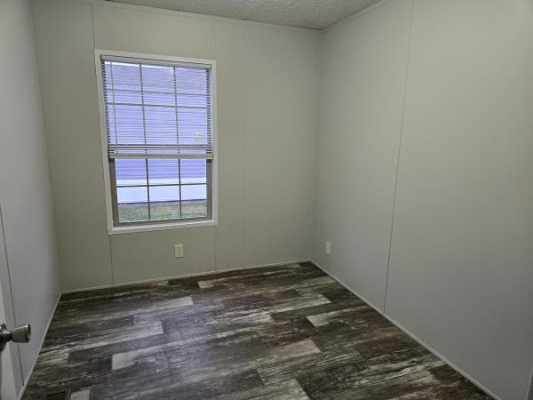 2018 LONE STAR 166432F  Home