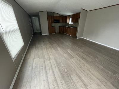Photo 4 of 10 of home located at 4506 N Business 77 #84 Harlingen, TX 78552
