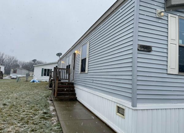 Photo 1 of 2 of home located at 132 Pine Bluff Rd. Flint, MI 48504