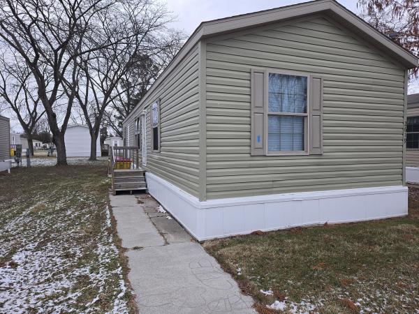 Photo 1 of 2 of home located at 2619 Gemini Street Saginaw, MI 48601