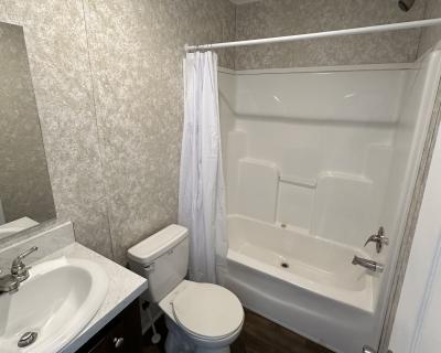 Photo 5 of 10 of home located at 1316 Hunters Mountain Pkwy Troy, AL 36079