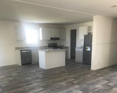 Photo 2 of 9 of home located at 401 Maple Dr SW Labelle, FL 33935